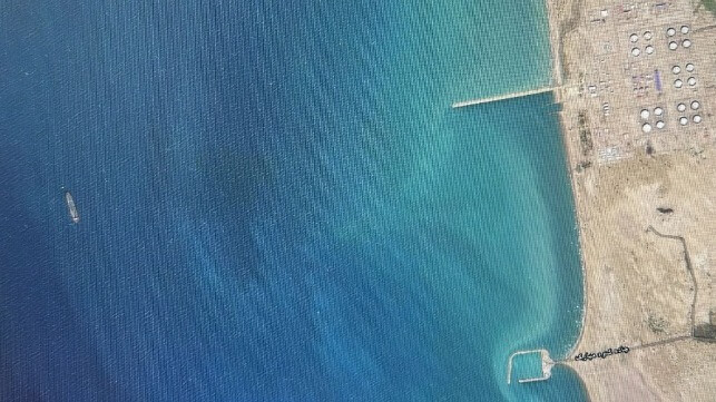 The dark fleet sanctioned VLCC Dore loading at the Kooh Mobarak SBM on March 7 (Sentinel-2)
