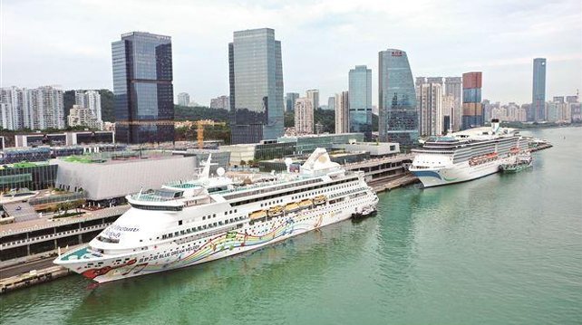 Chinese cruise ships