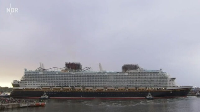 Disney Adventure cruise ship